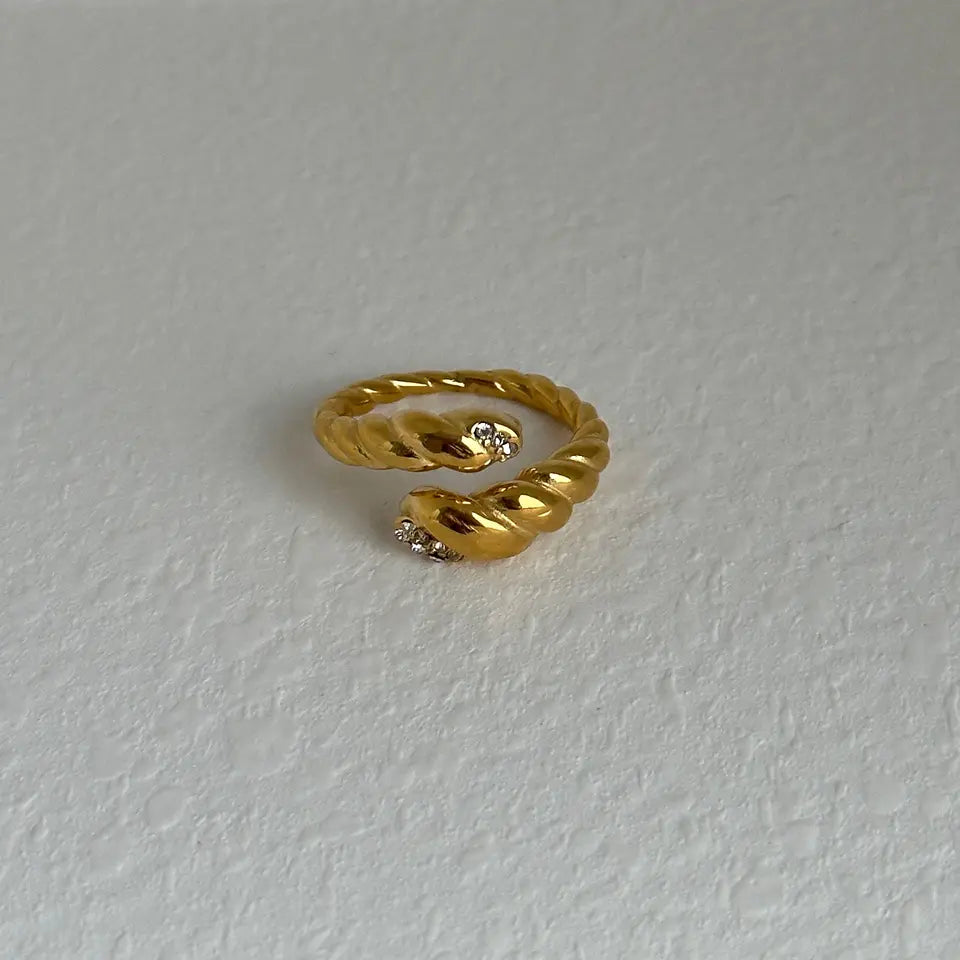 HAILEY RING