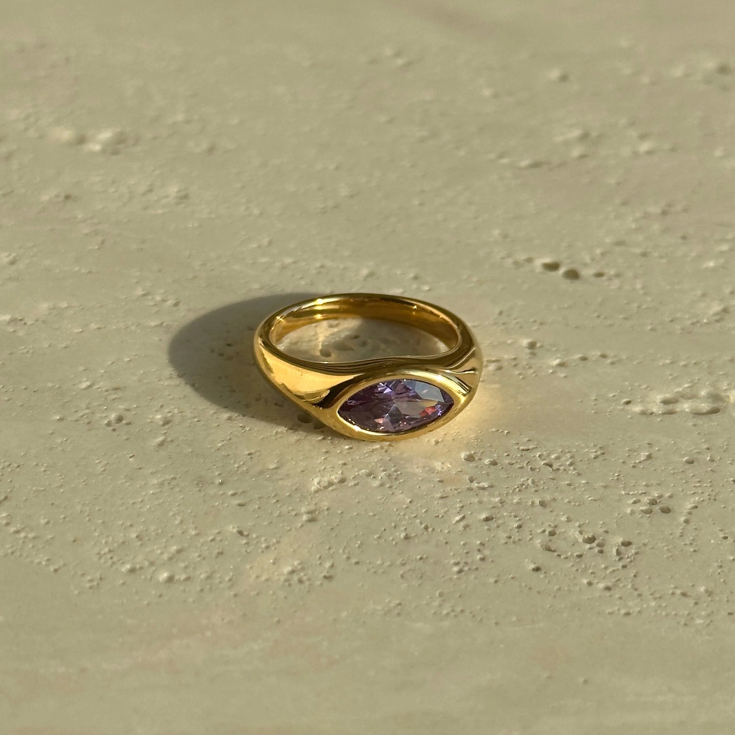 Harlow Ring