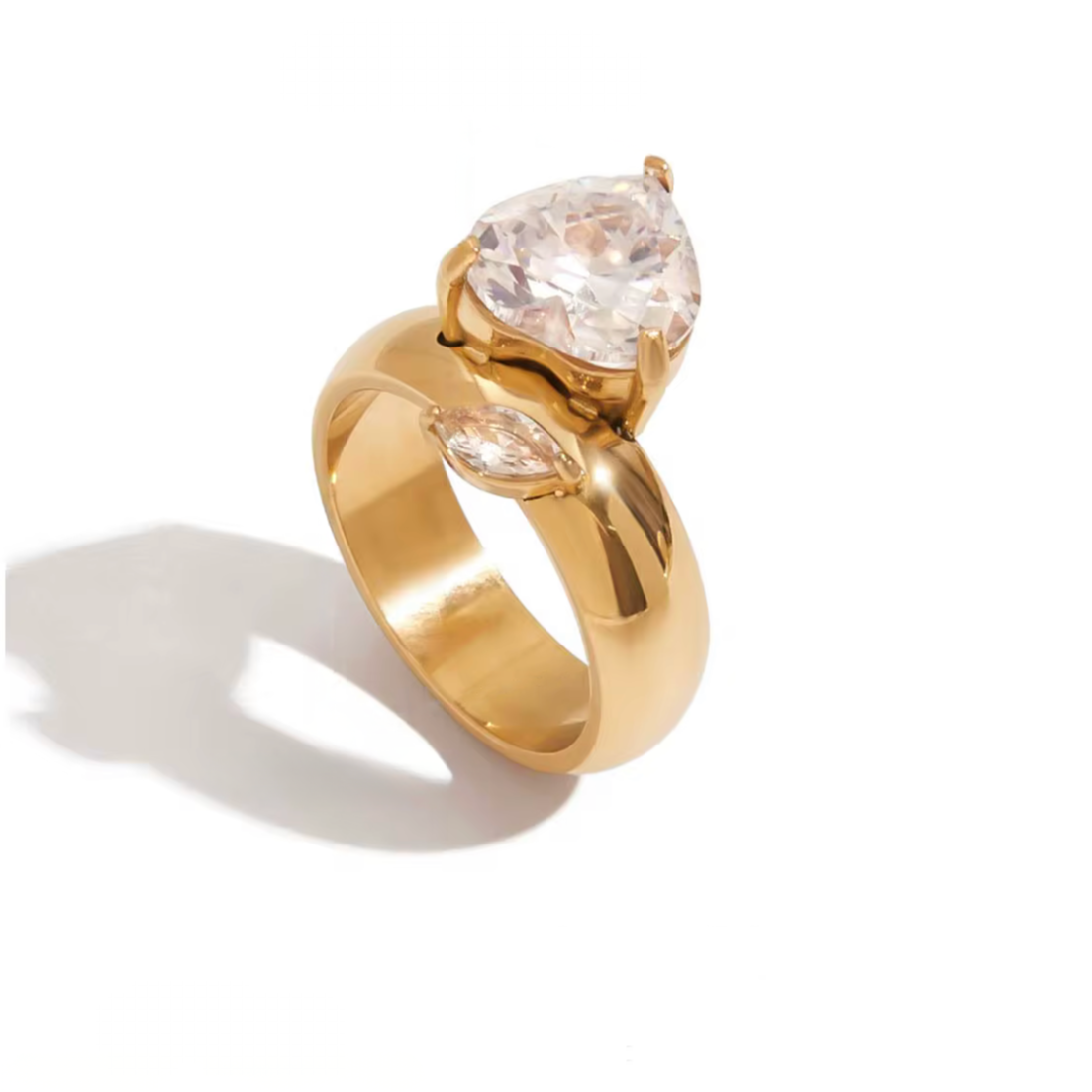 Navae Ring