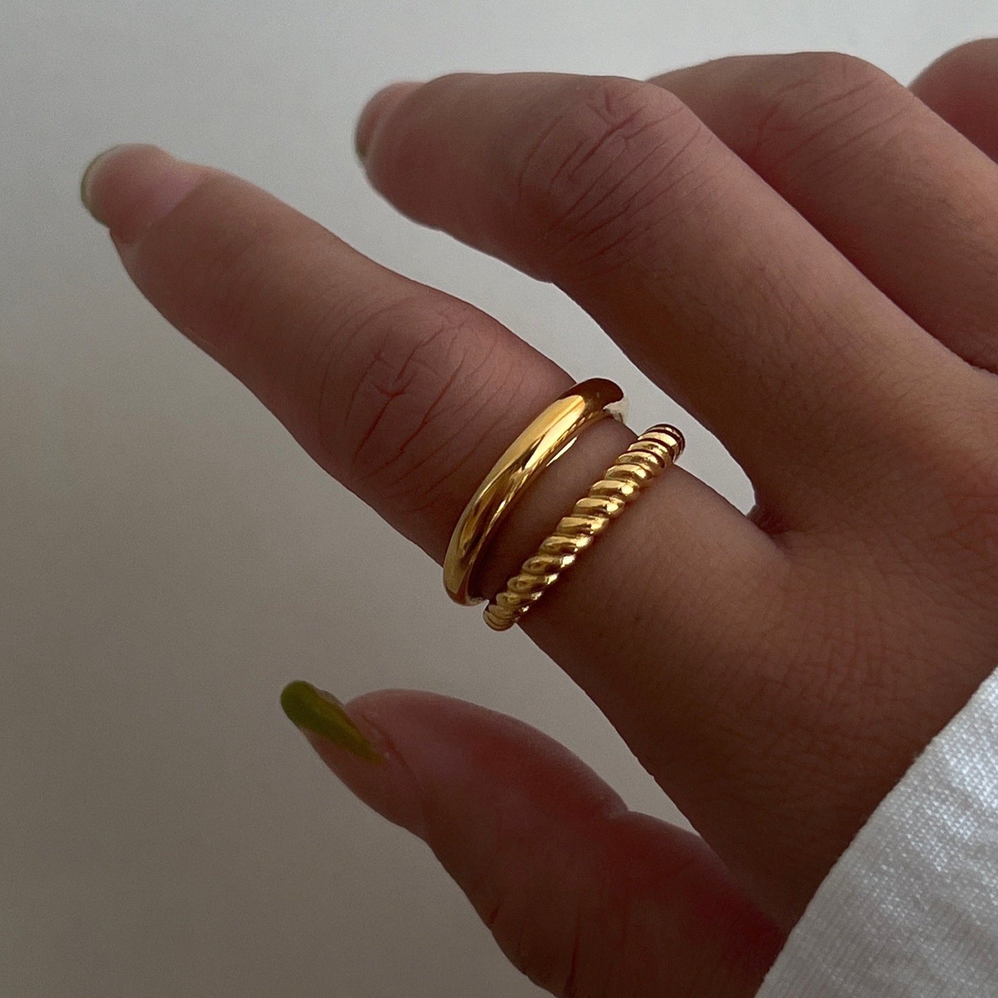 MALA RING