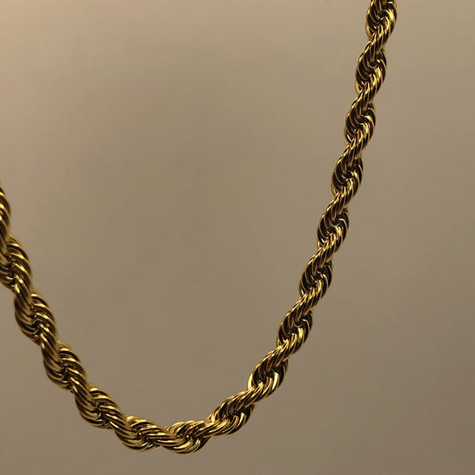 SIA NECKLACE